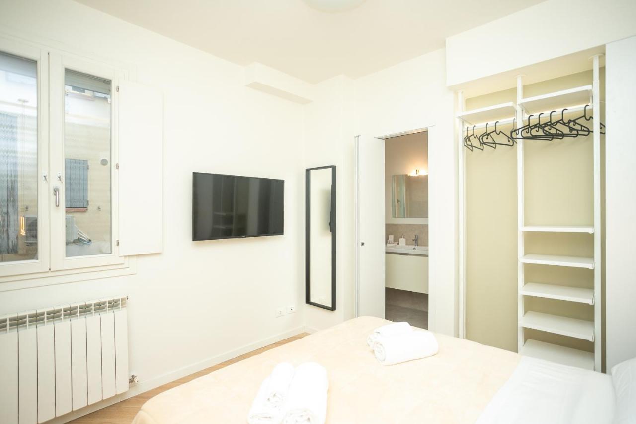 Modena Centro Junior Suite Exterior foto