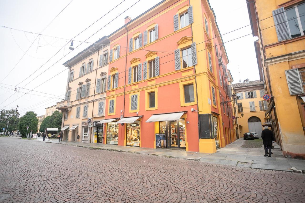 Modena Centro Junior Suite Exterior foto